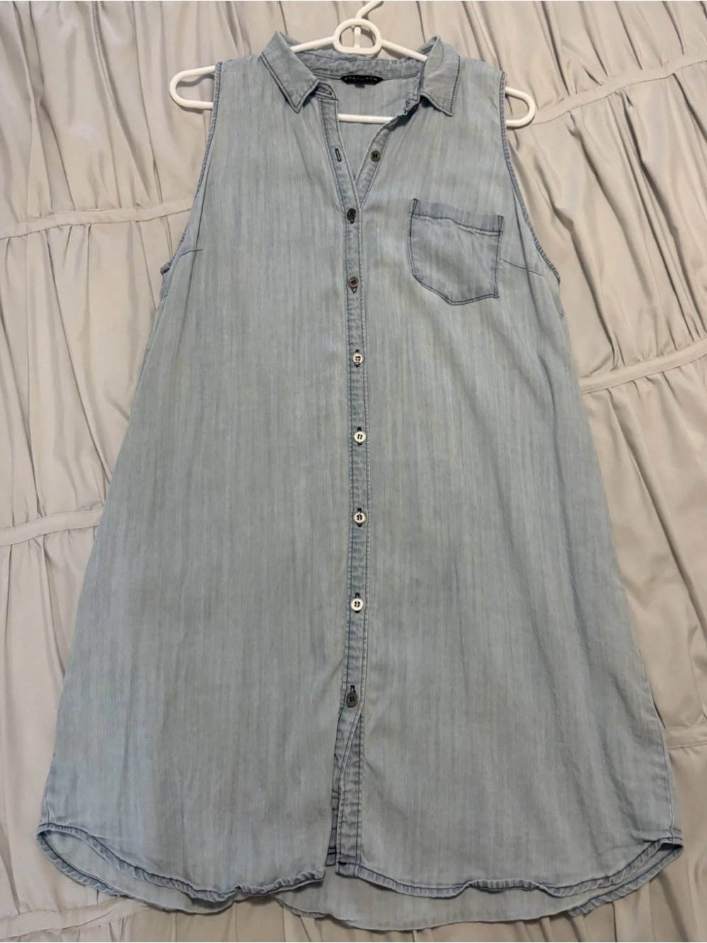 Staccato Tencel Sleeveless Chambray Denim Blue Button-Down Tunic Size Large